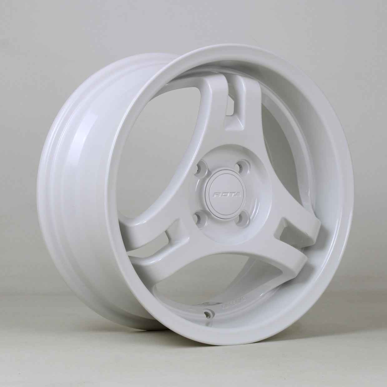 Rota HM3 Alloy Wheels - 15x7 | 4x100 | ET40 | White