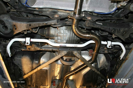 Ultra Racing Rear Anti Roll Bar 24mm for Volkswagen Golf Mk5 R32 (04-08)
