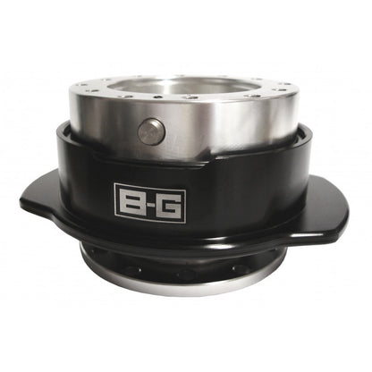 MOMO Steering Wheel Quick Release - Adaptor 6x70 / 6x74 PCD (With Screws)