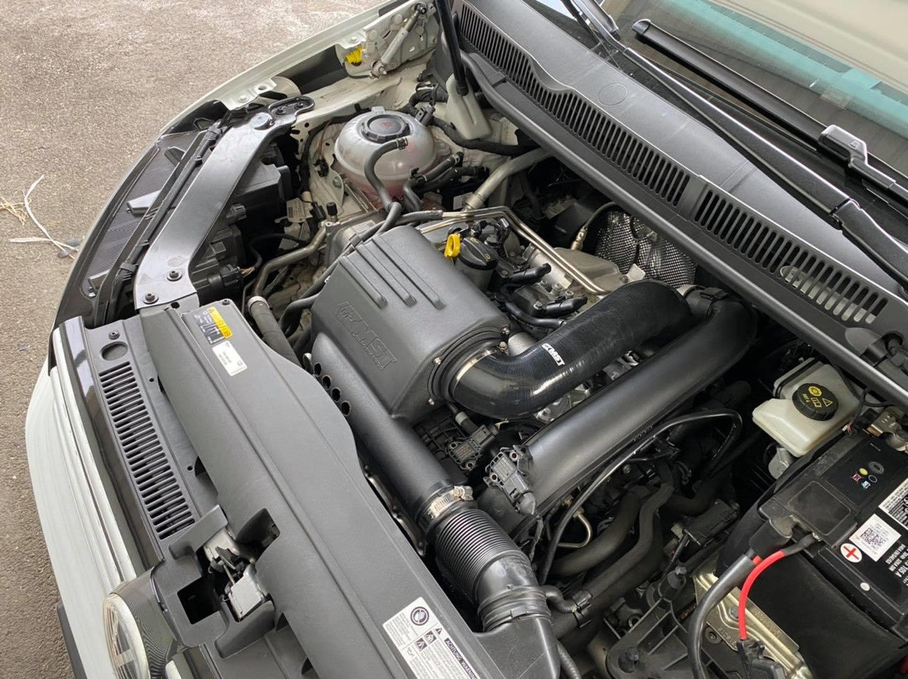 MST Performance Intake & Inlet - VW Golf Mk7 1.2 1.4 TSI Closed