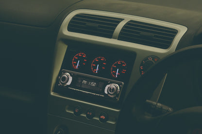 Defi RH Car DIN Gauge Set RHD (White with Red Pointer)